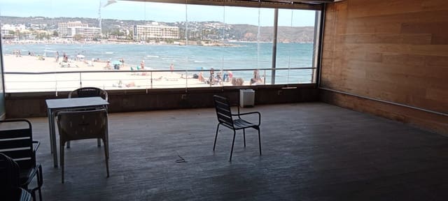 Kaupallinen vuokrattavana paikassa Arenal, Javea / Xàbia - 20 000 € (Ref: 9029446)