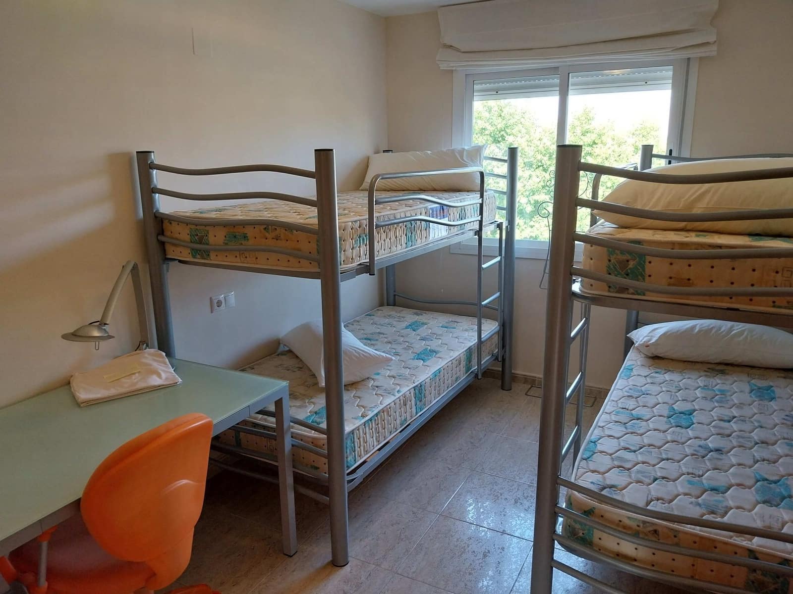 3 soverom Leilighet til leie i Arenal med svømmebasseng garasje - € 1 300 (Ref: 9102753)