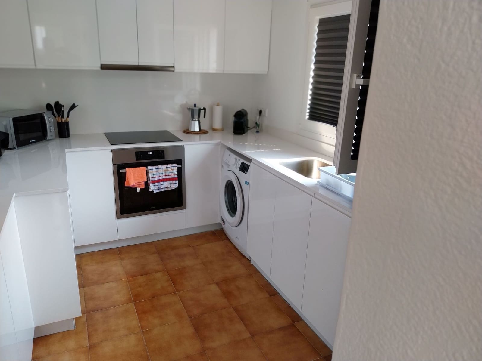 3 soveværelse Villa til leje i Javea / Xabia med swimmingpool garage - € 1.750 (Ref: 9188120)