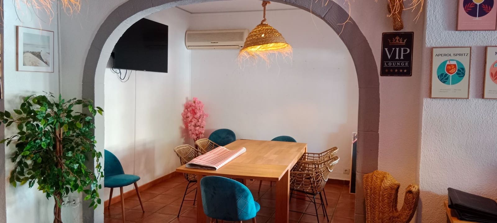 Erhverv til leje i Arenal - € 29.900 (Ref: 9239666)