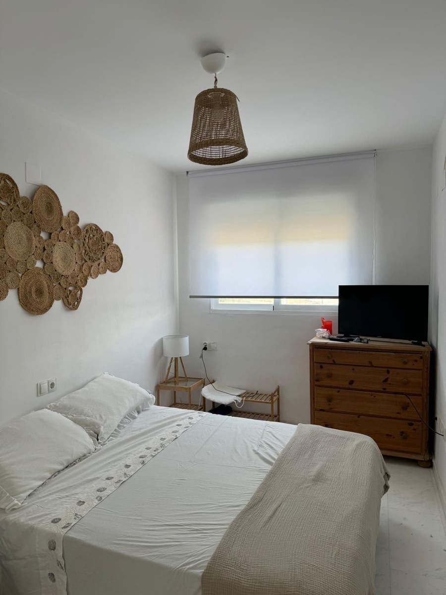 2 soveværelse Lejlighed til salg i Arenal med swimmingpool garage - € 379.000 (Ref: 9303169)