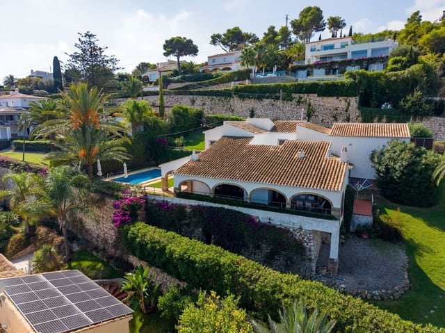 Chalet de 4 habitaciones en Cap Martí - El Tossalet - Pinomar, Javea / Xàbia en venta con piscina garaje - 1.550.000 € (Ref: 9321579)