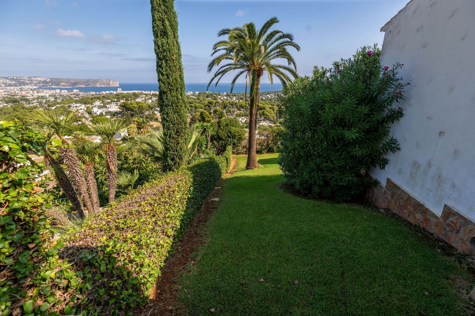 Chalet de 4 habitaciones en Javea / Xàbia en venta con piscina garaje - 1.550.000 € (Ref: 9321579)