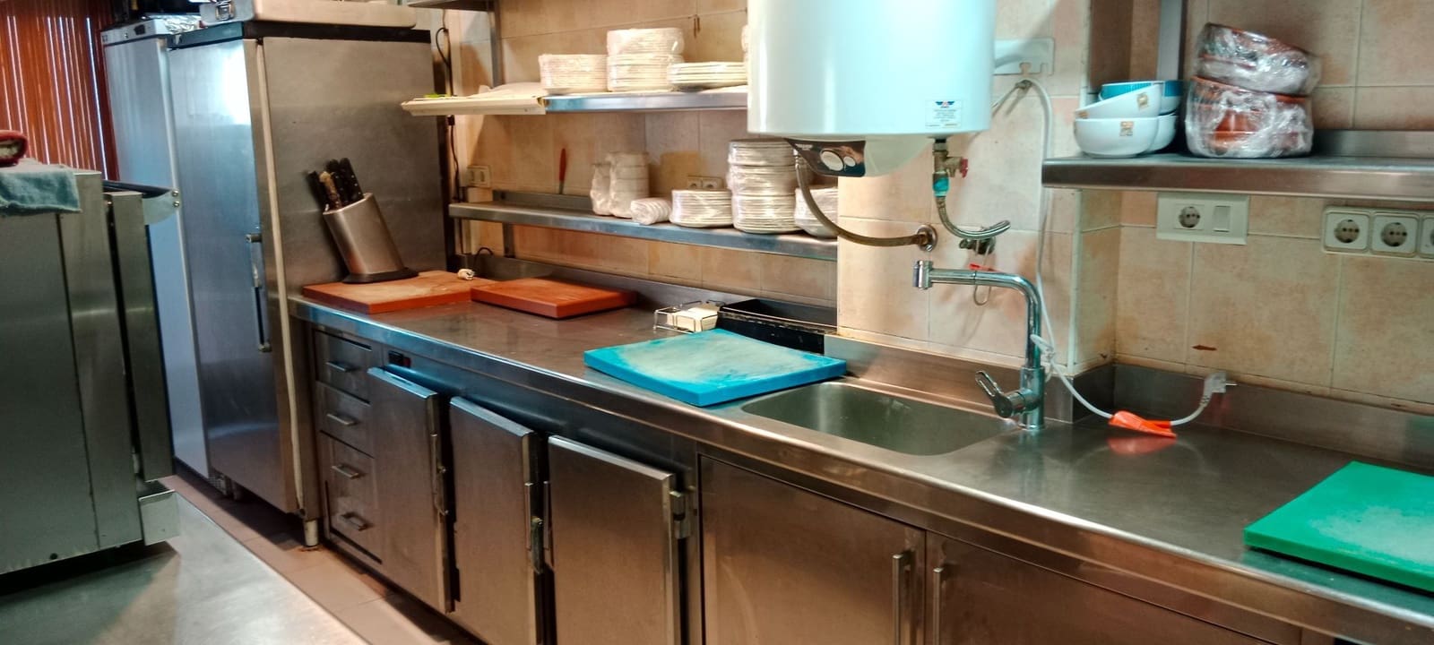 Erhverv til leje i Arenal - € 2.000 (Ref: 9330200)