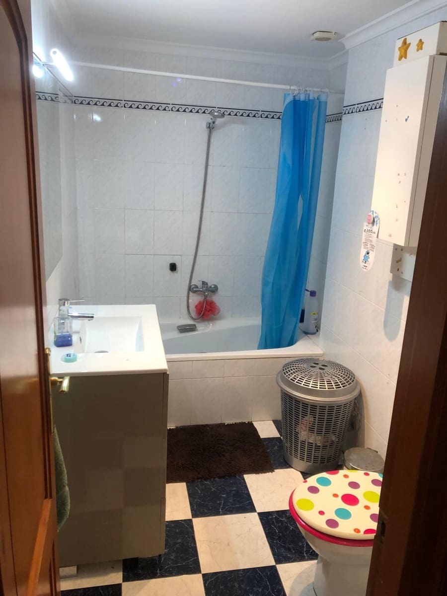 Apartamento de 3 habitaciones en Javea / Xàbia en venta - 300.000 € (Ref: 9410672)