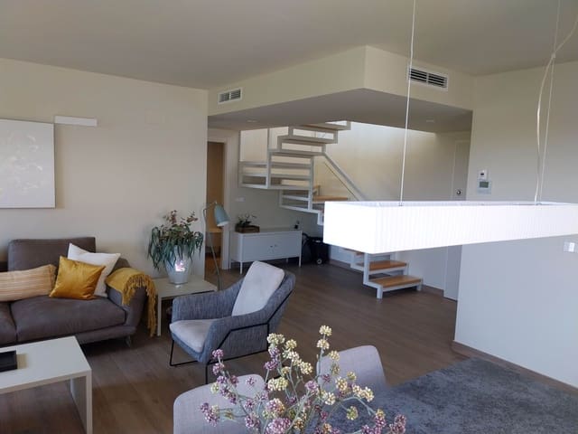 2 soveværelse Lejlighed til leje i Javea / Xàbia med swimmingpool garage - € 2.000 (Ref: 9555240)