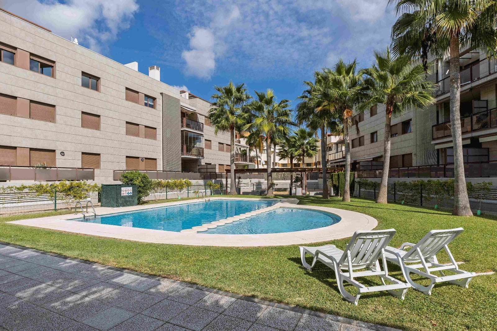 2 soveværelse Lejlighed til leje i Javea / Xabia med swimmingpool garage - € 2.000 (Ref: 9555240)