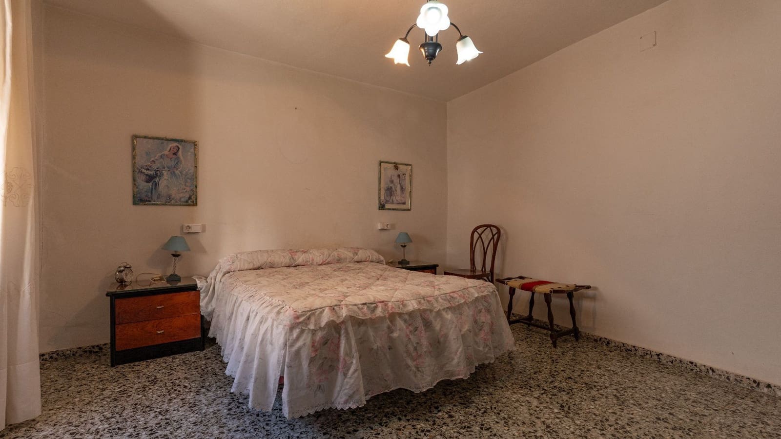 4 makuuhuone Omakotitalo myytävänä paikassa Javea / Xabia - 380 000 € (Ref: 9673912)