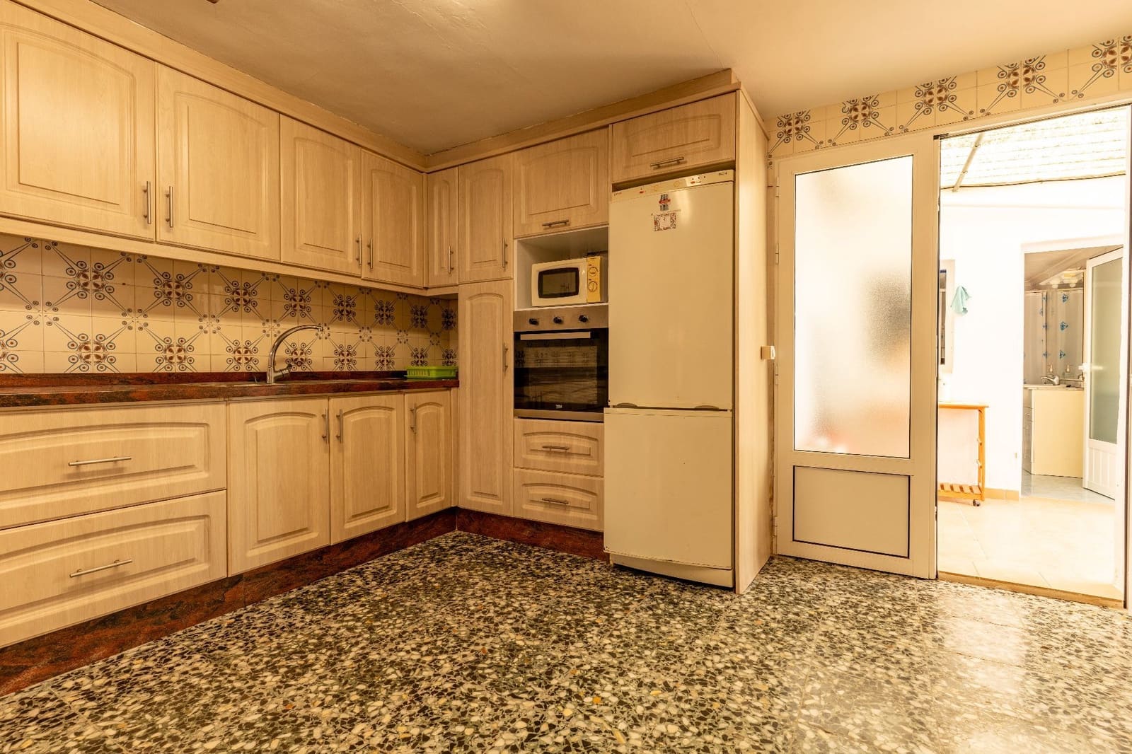 4 makuuhuone Omakotitalo myytävänä paikassa Javea / Xabia - 380 000 € (Ref: 9673912)