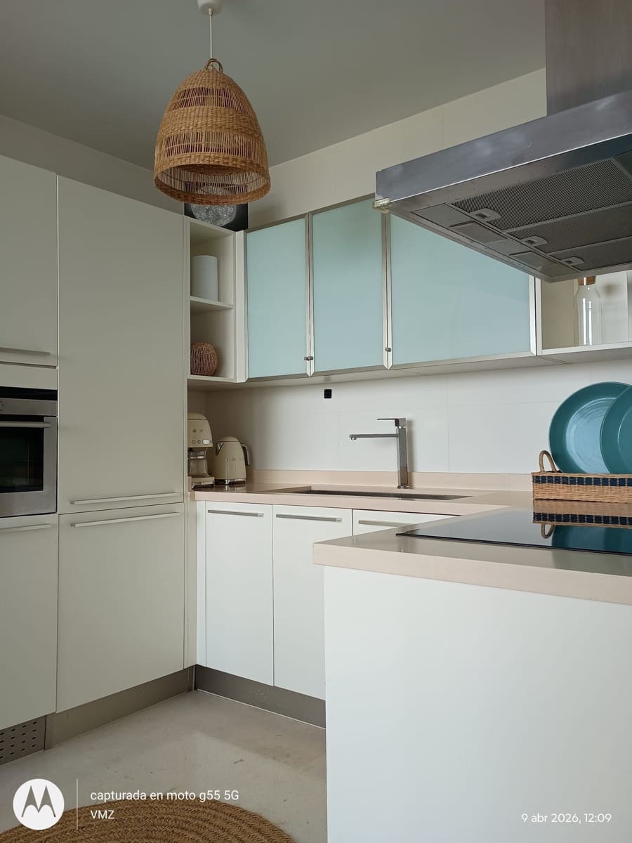 Penthouse de 3 chambres à louer à Javea / Xabia avec piscine garage - 3 300 € (Ref: 9758584)