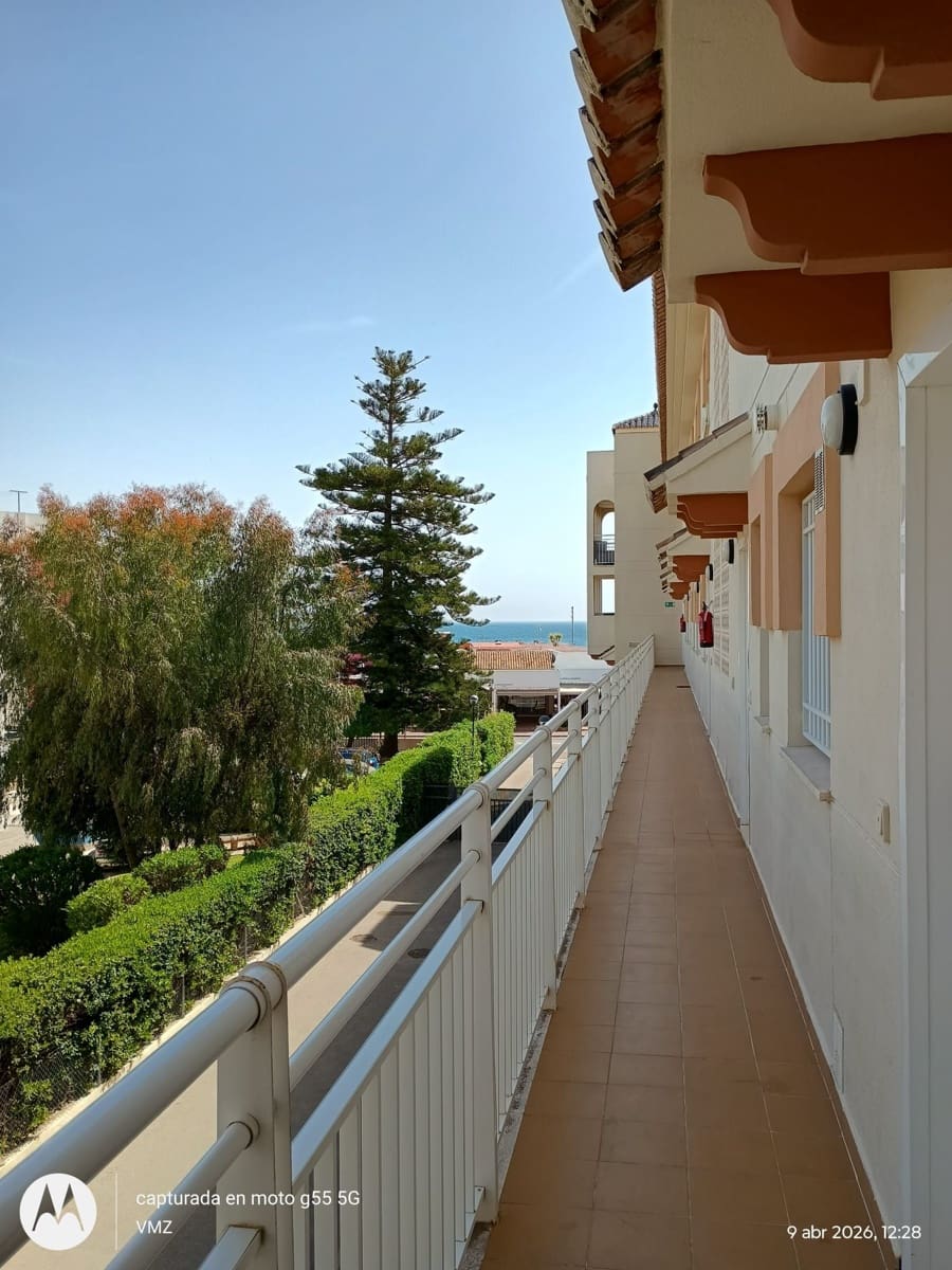 Penthouse de 2 chambres à louer à Javea / Xabia avec piscine garage - 2 000 € (Ref: 9758585)