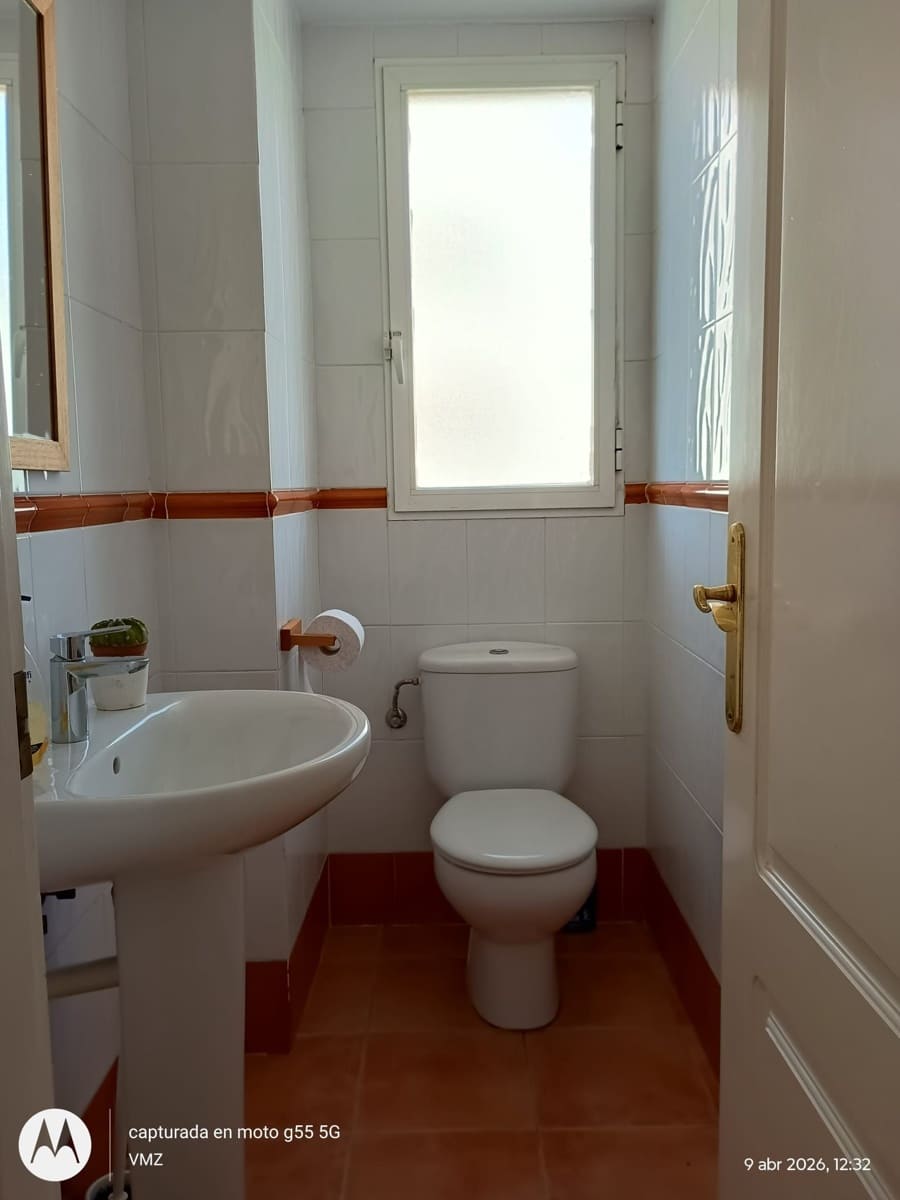 Penthouse de 2 chambres à louer à Javea / Xabia avec piscine garage - 2 000 € (Ref: 9758585)