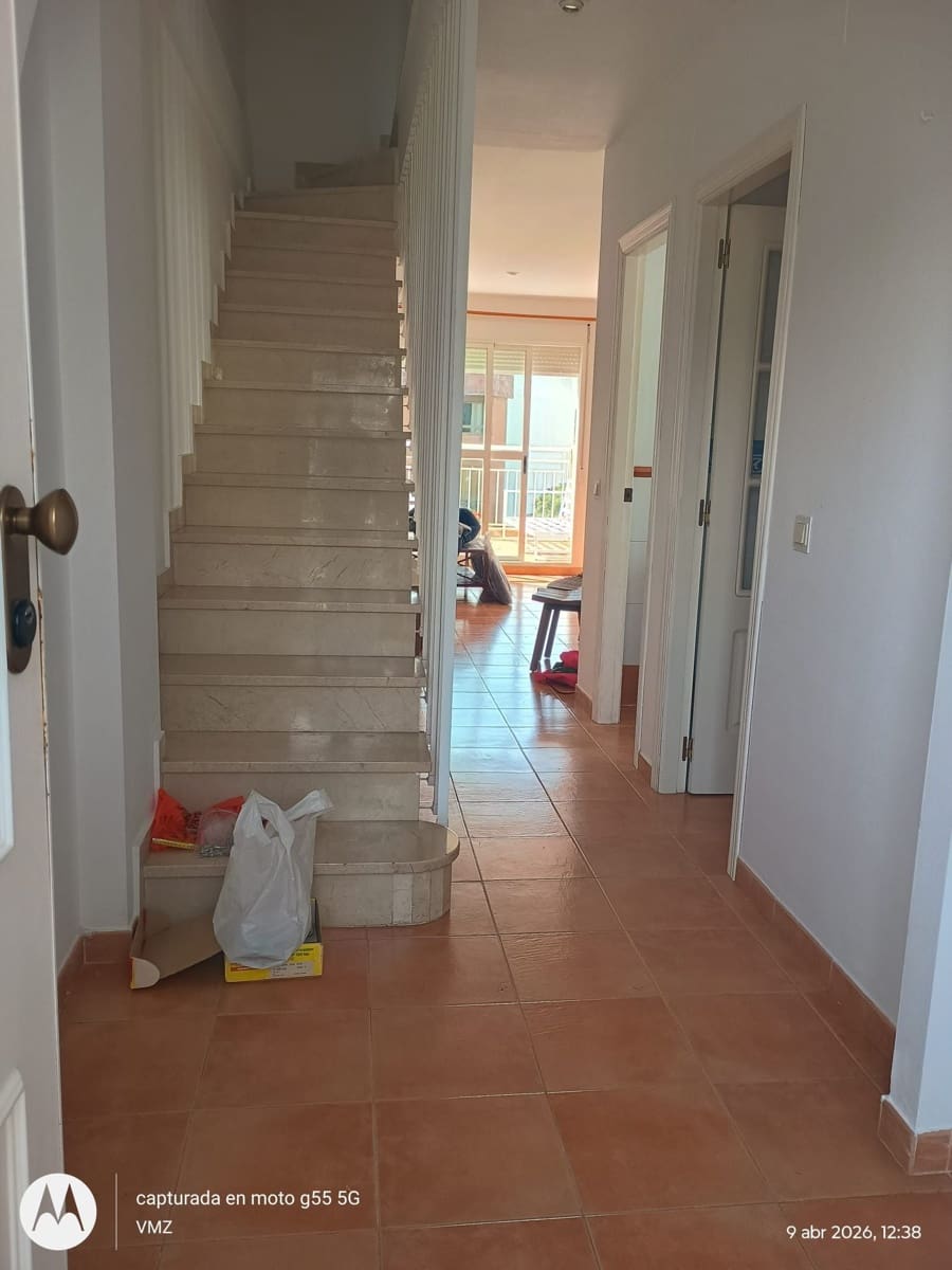Penthouse de 2 chambres à louer à Javea / Xabia avec piscine garage - 2 000 € (Ref: 9758585)