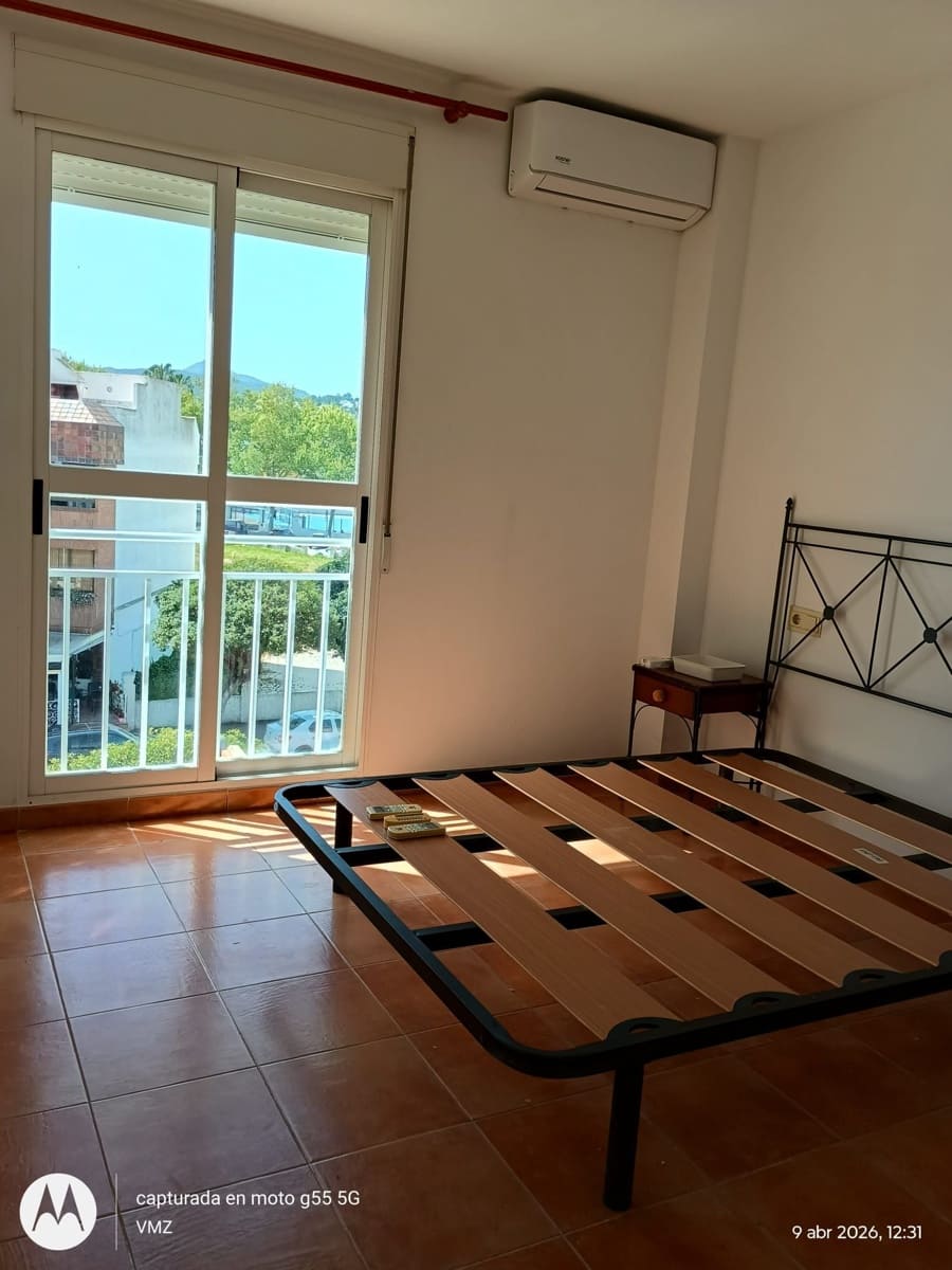 Penthouse de 2 chambres à louer à Javea / Xabia avec piscine garage - 2 000 € (Ref: 9758585)