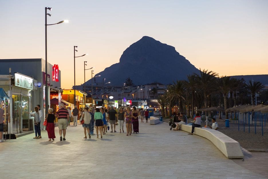 Comercial para arrendar em Javea / Xabia - 1 500 € (Ref: 9758586)