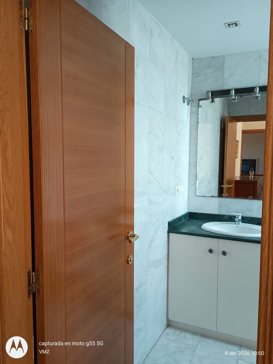 3 quarto Penthouse para arrendar em Javea / Xabia com piscina garagem - 1 800 € (Ref: 9758587)