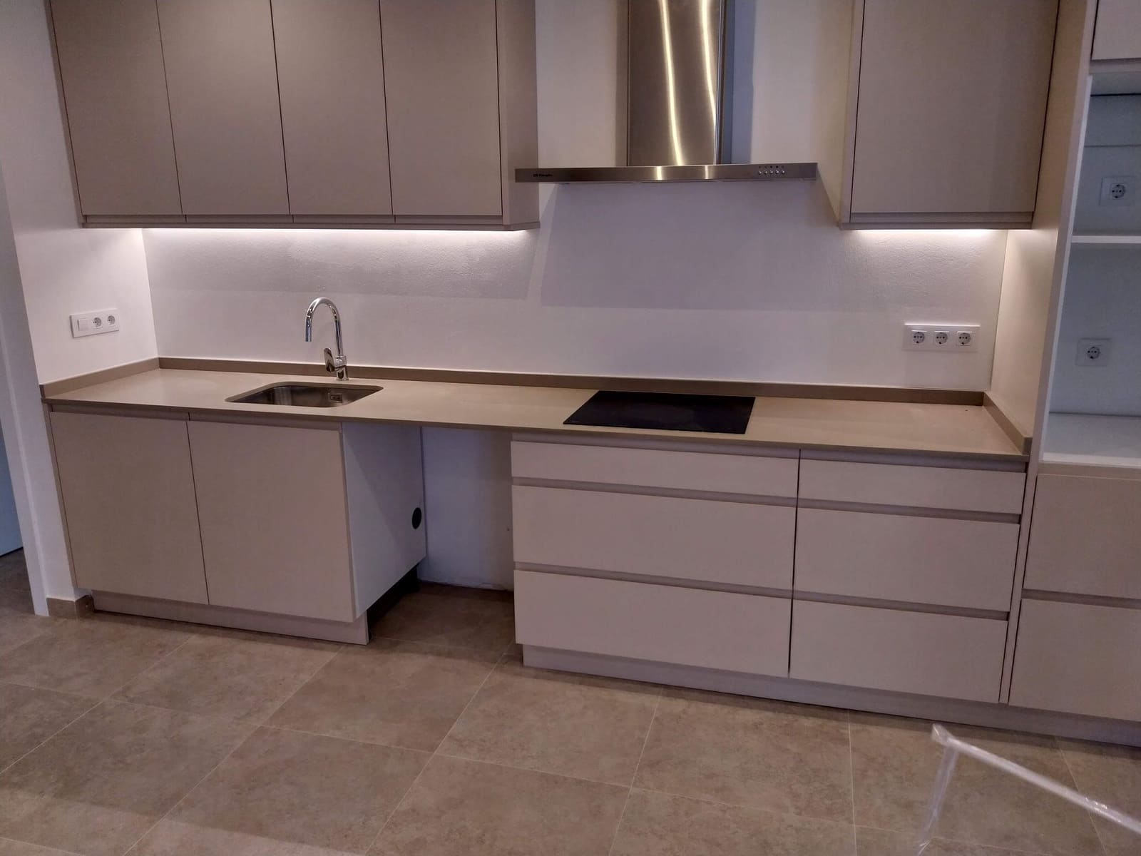 3 quarto Casa em Banda para arrendar em Javea / Xabia - 1 300 € (Ref: 9817769)