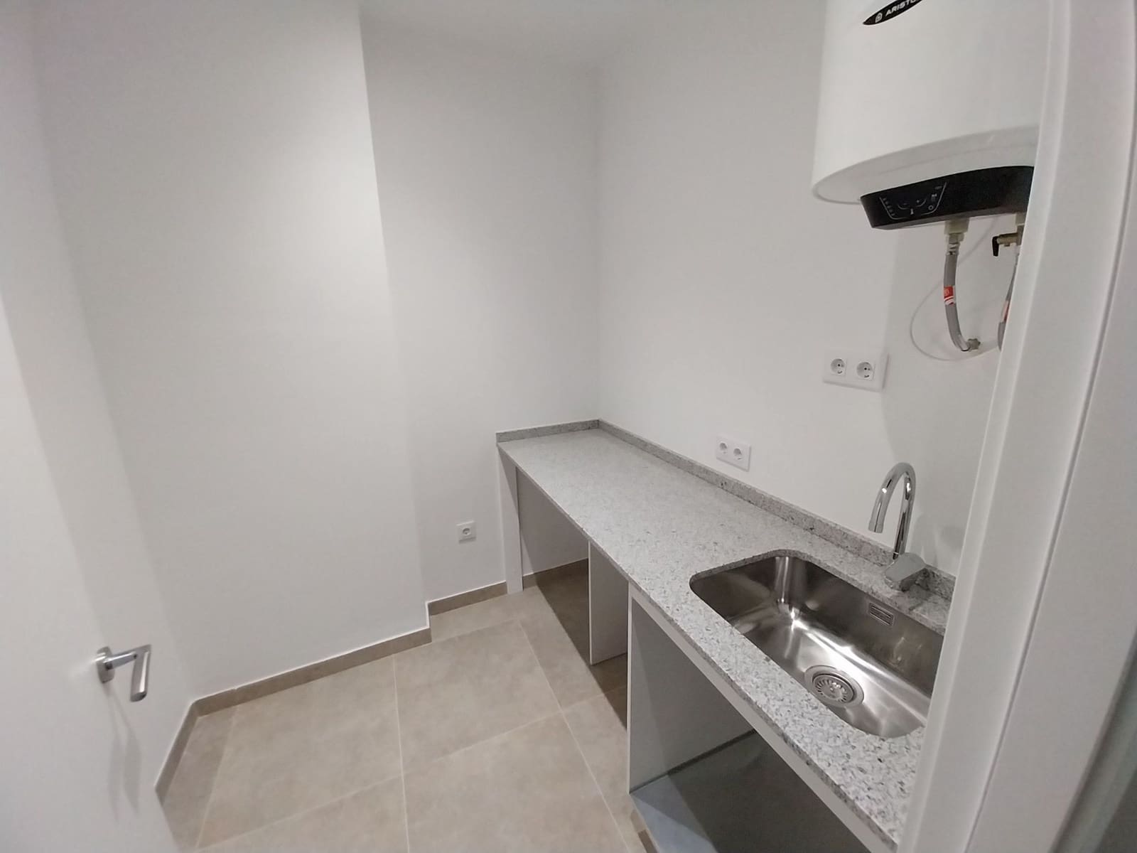 3 quarto Casa em Banda para arrendar em Javea / Xabia - 1 300 € (Ref: 9817769)