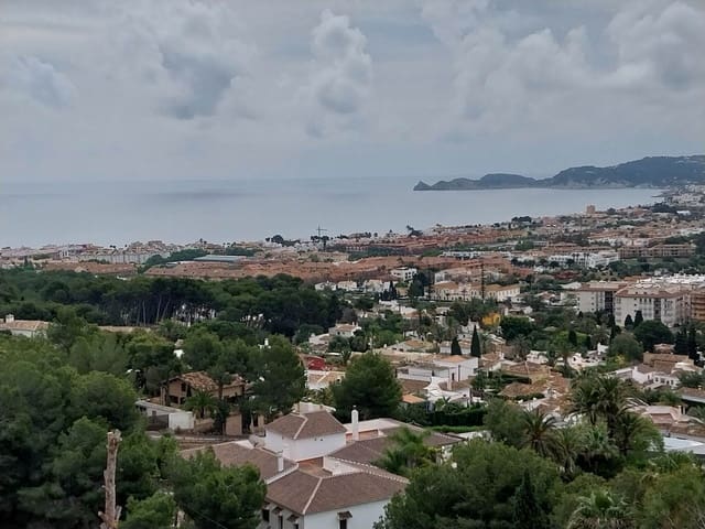 Villa/Maison de 4 chambres à louer à Javea / Xàbia avec piscine garage - 3 200 € (Ref: 9821853)