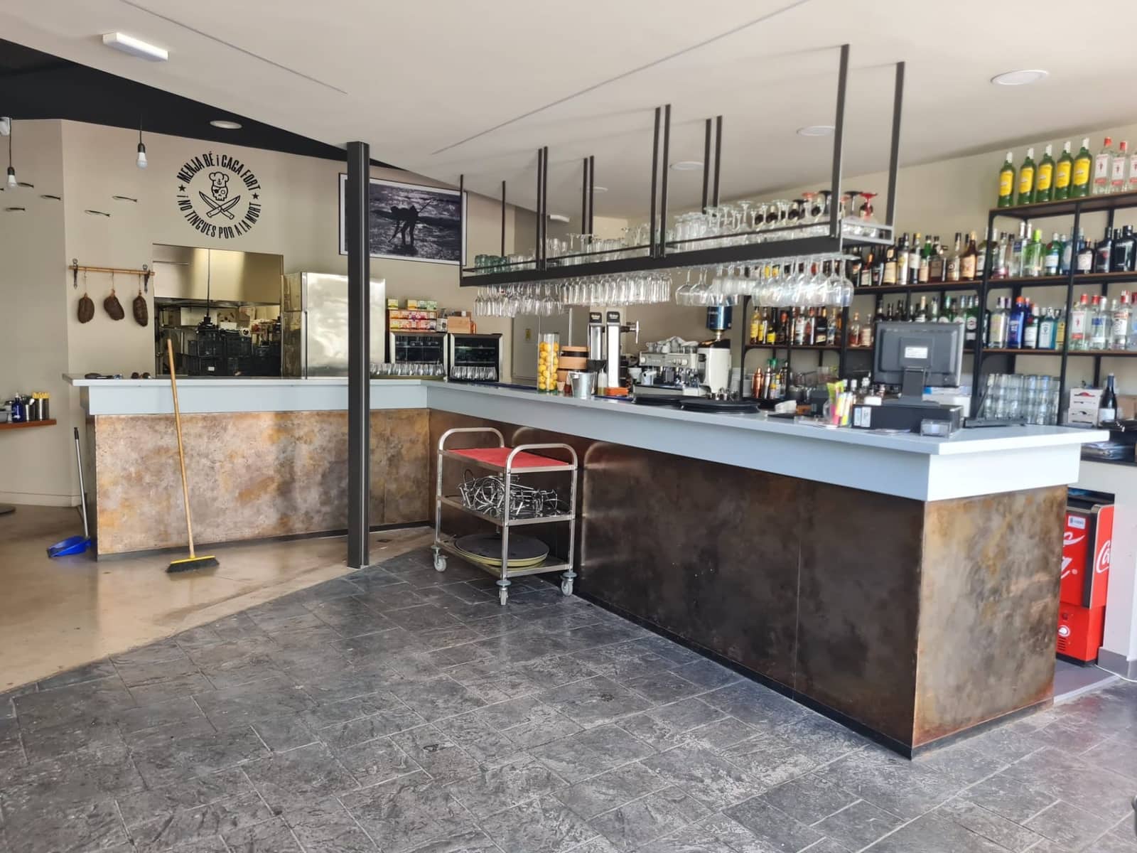 Erhverv til leje i Javea / Xabia - € 2.000 (Ref: 9947346)