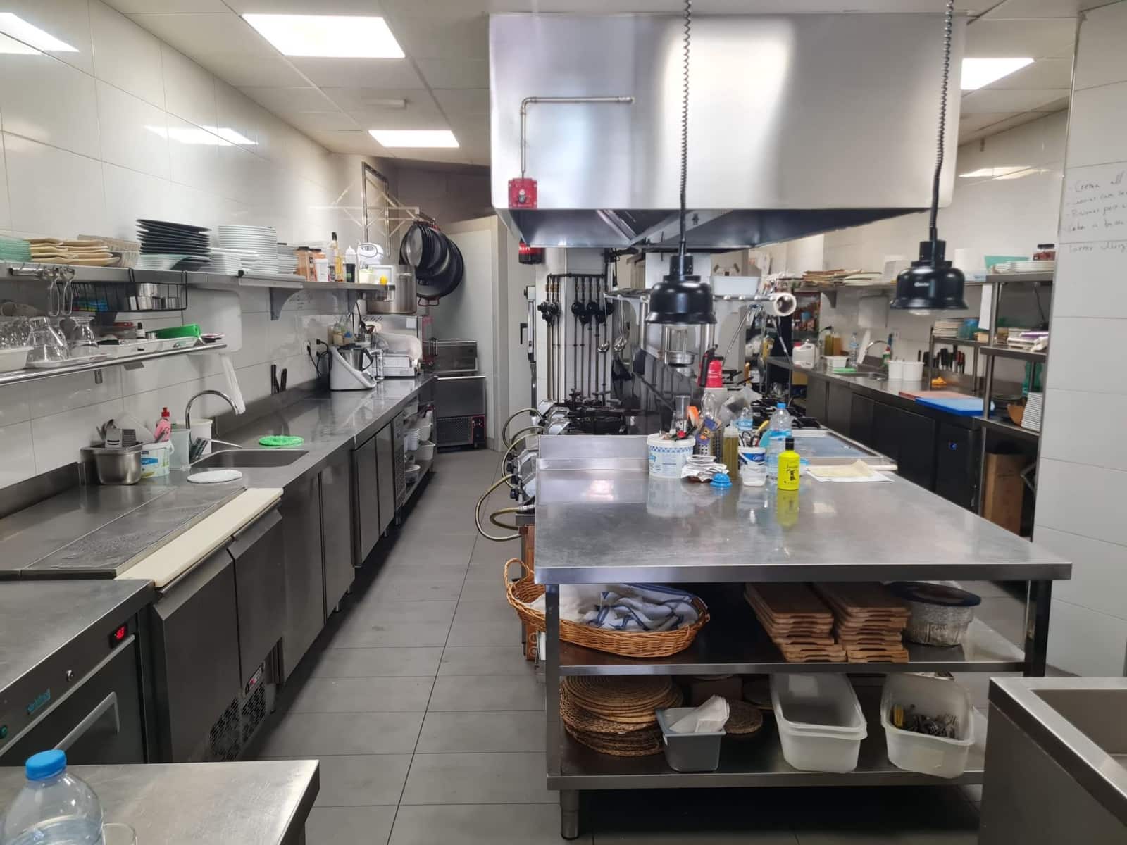 Erhverv til leje i Javea / Xabia - € 2.000 (Ref: 9947346)