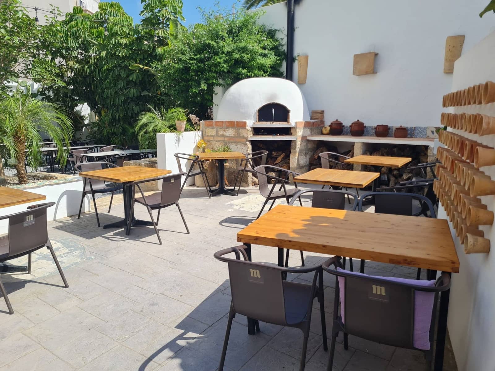 Erhverv til leje i Javea / Xabia - € 2.000 (Ref: 9947346)