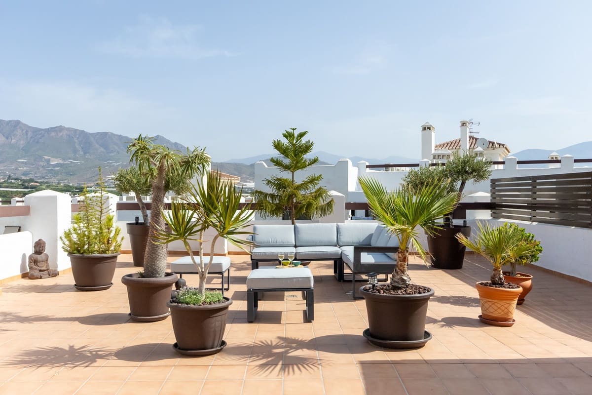 3 slaapkamer Penthouse te koop in Salobrena met zwembad garage - € 379.000 (Ref: 10033048)