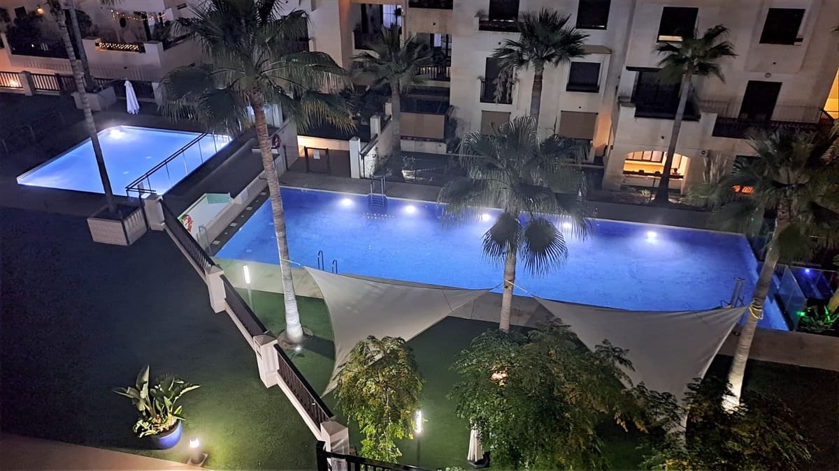 3 slaapkamer Penthouse te koop in Salobrena met zwembad garage - € 379.000 (Ref: 10033048)