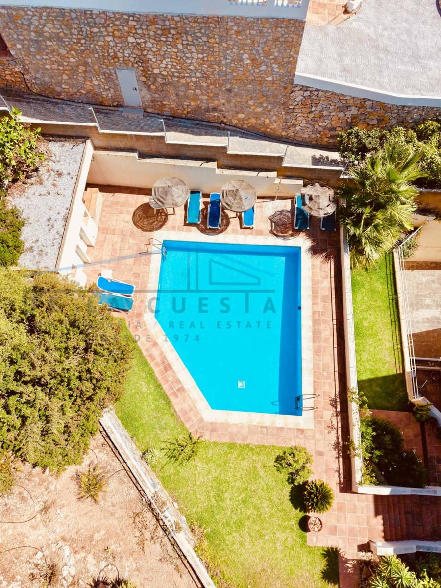 2 quarto Apartamento para venda em La Herradura com piscina garagem - 420 000 € (Ref: 10036203)