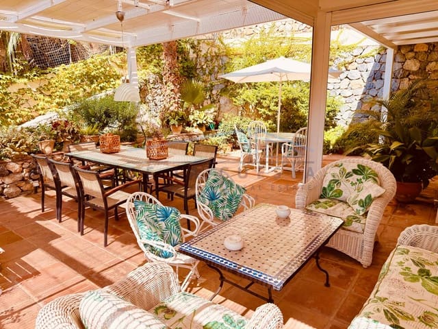 2 quarto Apartamento para venda em La Herradura, Almuñécar com piscina garagem - 420 000 € (Ref: 10036203)