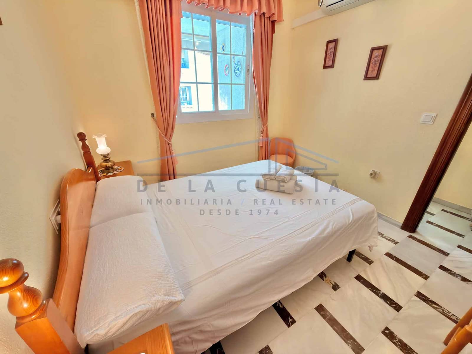 Apartament na sprzedaż w La Herradura z garażem - 450 000 € (Ref: 10045840)
