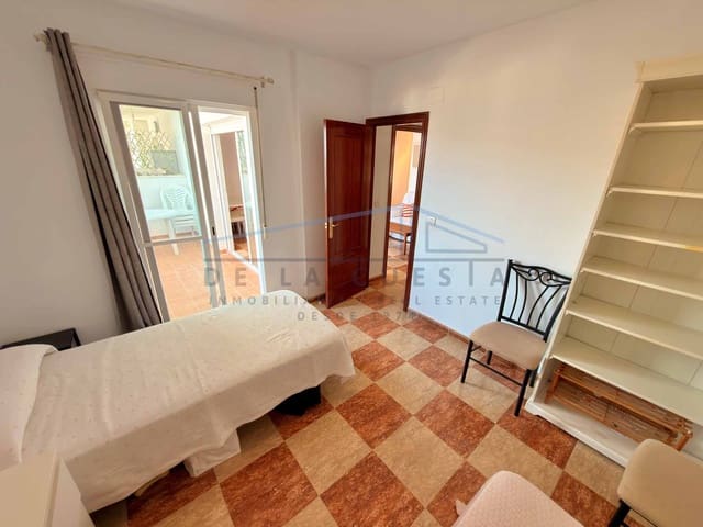 2 slaapkamer Rijtjeshuis te koop in La Herradura, Almuñécar met garage - € 330.000 (Ref: 10070124)