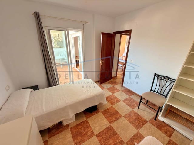 2 slaapkamer Rijtjeshuis te koop in La Herradura, Almuñécar met garage - € 330.000 (Ref: 10070124)