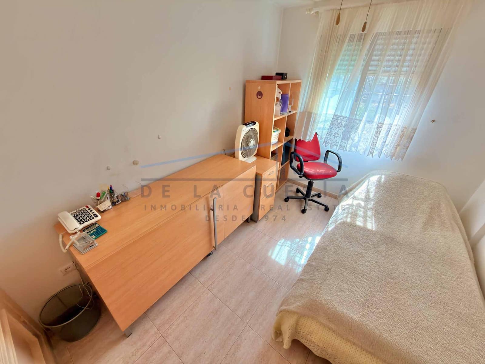 3 slaapkamer Rijtjeshuis te koop in La Herradura met garage - € 330.000 (Ref: 10070127)