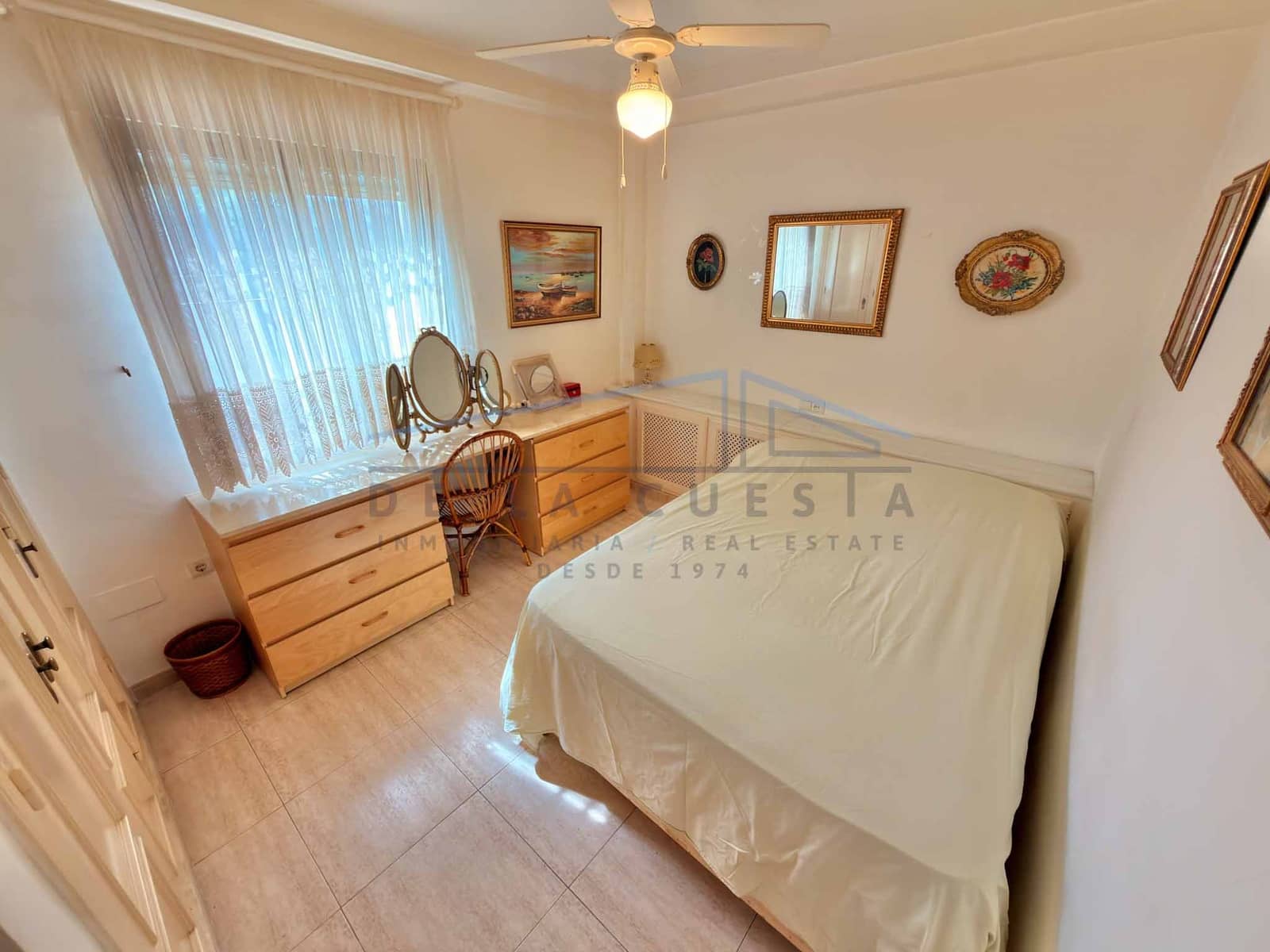 3 slaapkamer Rijtjeshuis te koop in La Herradura met garage - € 330.000 (Ref: 10070127)