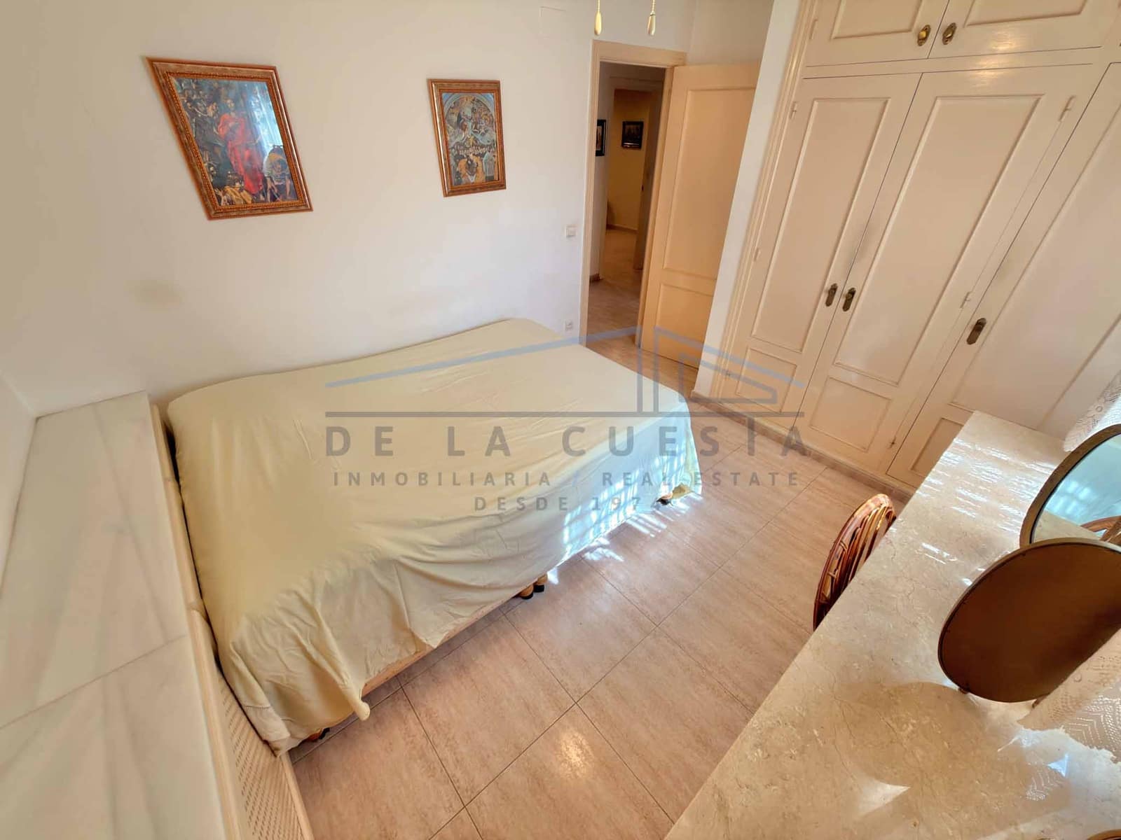 3 slaapkamer Rijtjeshuis te koop in La Herradura met garage - € 330.000 (Ref: 10070127)