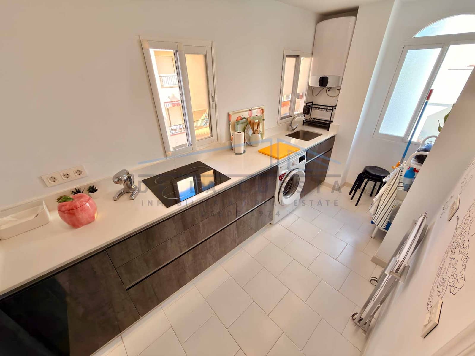 1 sovrum Lägenhet till salu i La Herradura med pool - 330 000 € (Ref: 10110219)