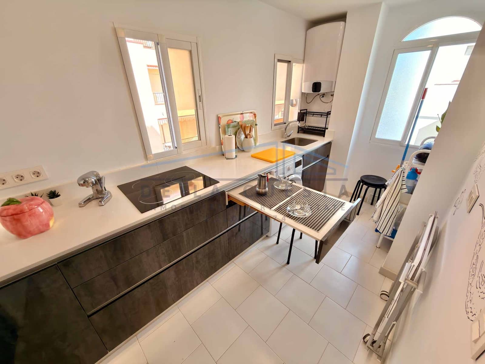 1 sovrum Lägenhet till salu i La Herradura med pool - 330 000 € (Ref: 10110219)