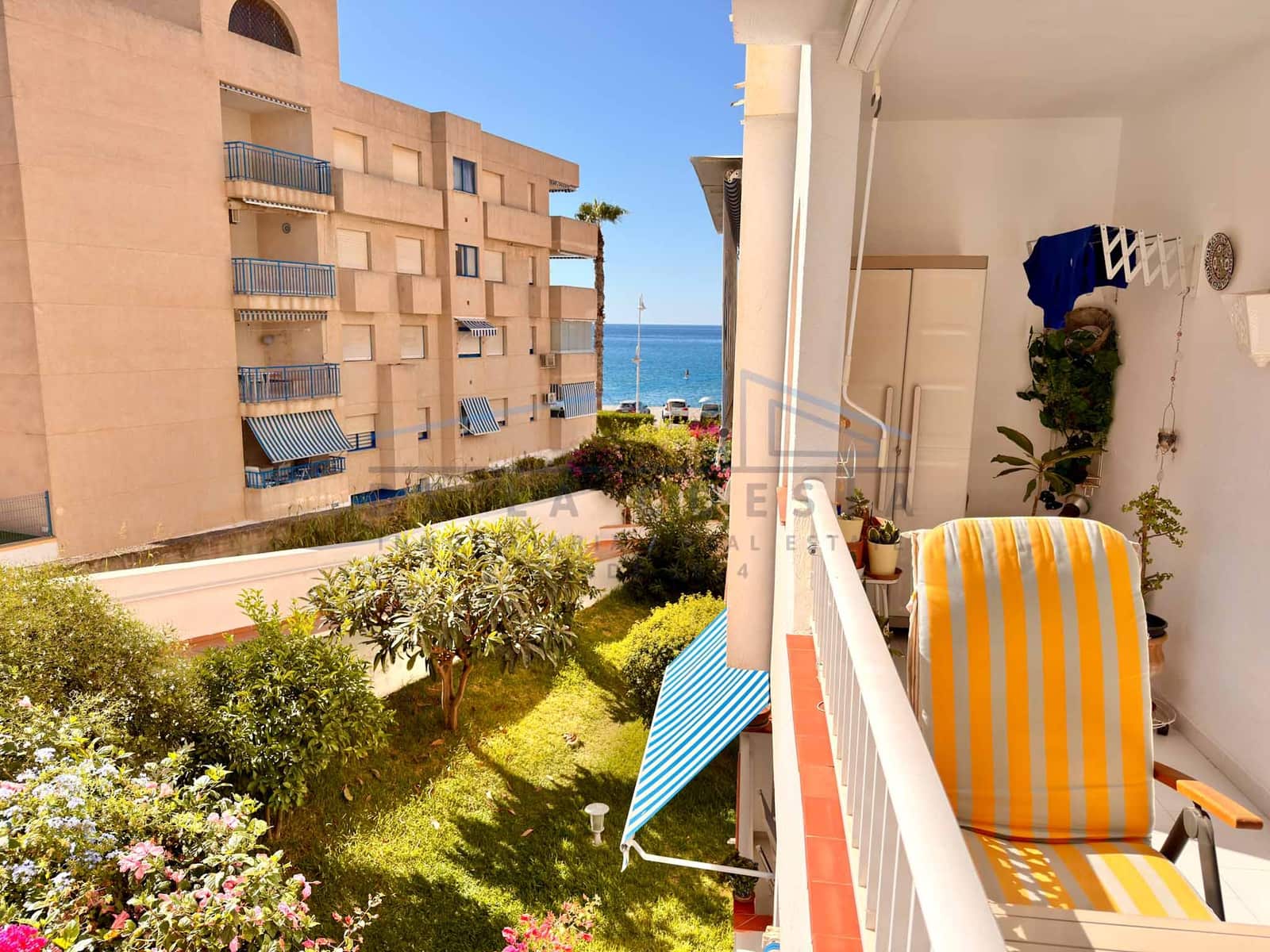 1 sovrum Lägenhet till salu i La Herradura med pool - 330 000 € (Ref: 10110219)