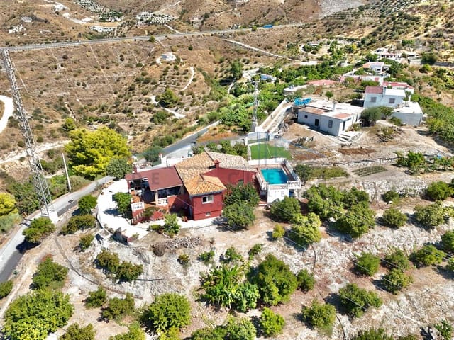 2 bedroom Finca/Country House for sale in La Herradura, Almuñécar with pool garage - € 560,000 (Ref: 10125107)