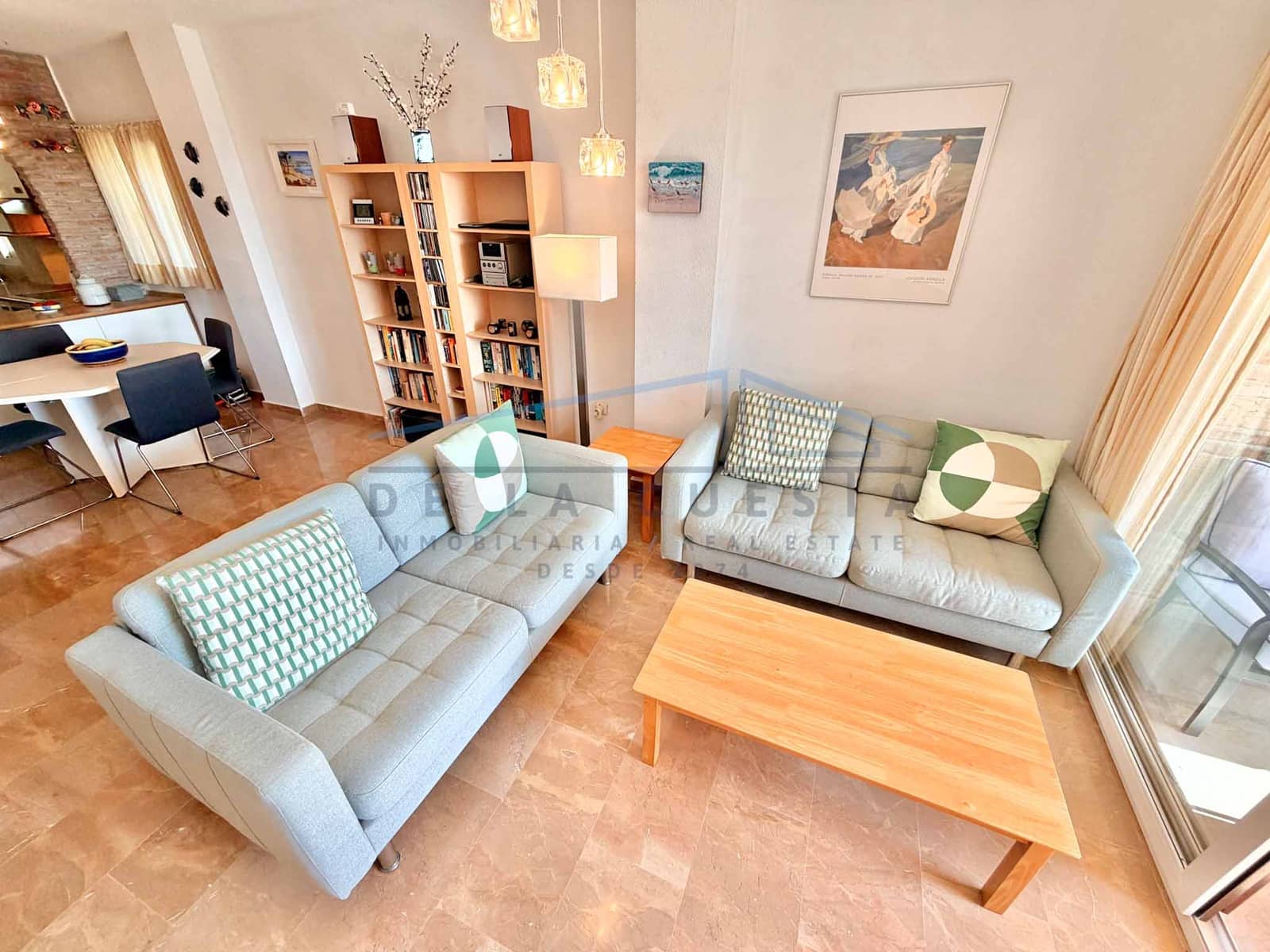 Apartamento de 2 habitaciones en La Herradura en venta - 345.000 € (Ref: 10136401)