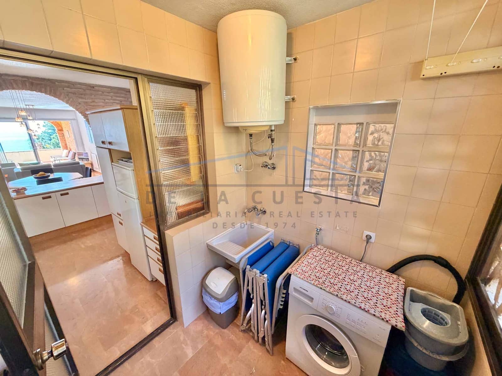 Apartamento de 2 habitaciones en La Herradura en venta - 345.000 € (Ref: 10136401)