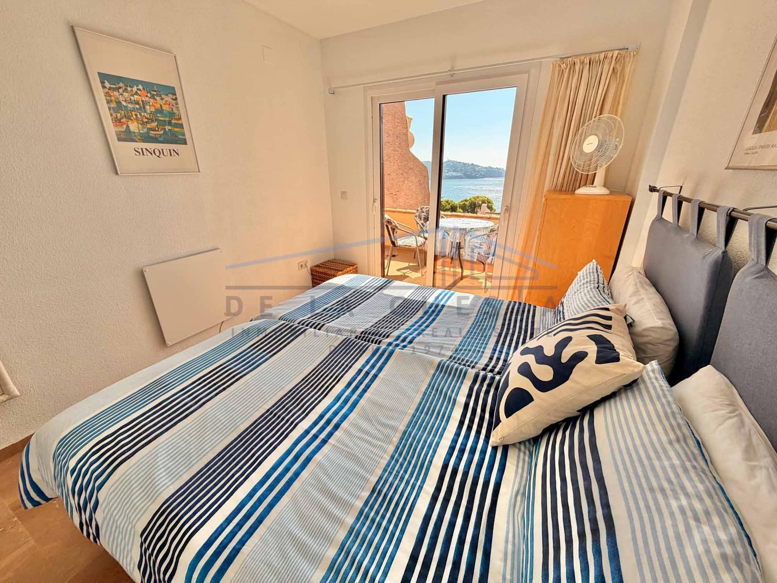 Apartamento de 2 habitaciones en La Herradura en venta - 345.000 € (Ref: 10136401)