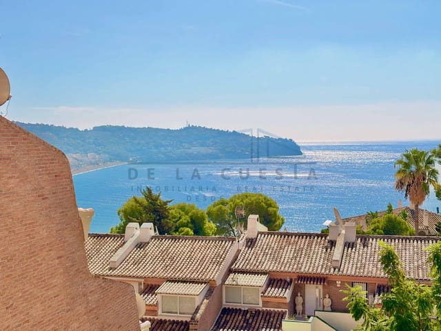 Apartamento de 2 habitaciones en La Herradura, Almuñécar en venta - 345.000 € (Ref: 10136401)