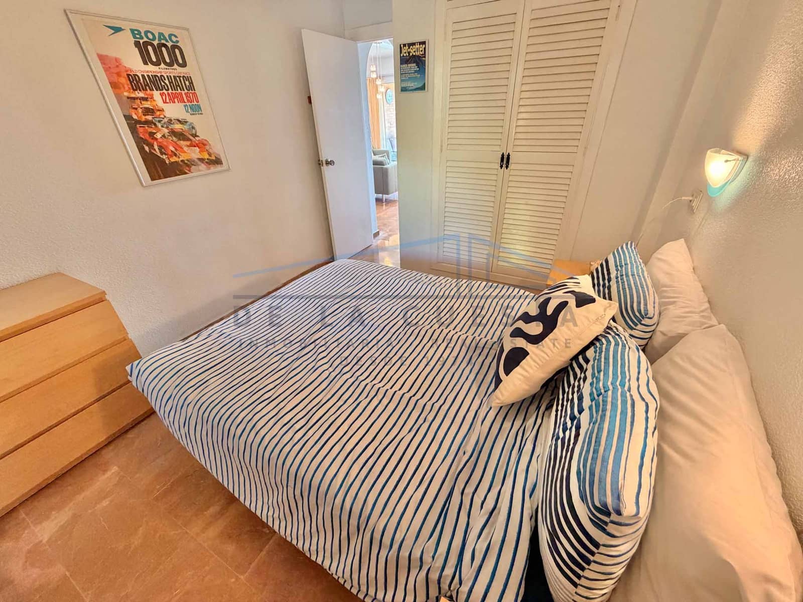 Apartamento de 2 habitaciones en La Herradura en venta - 345.000 € (Ref: 10136401)