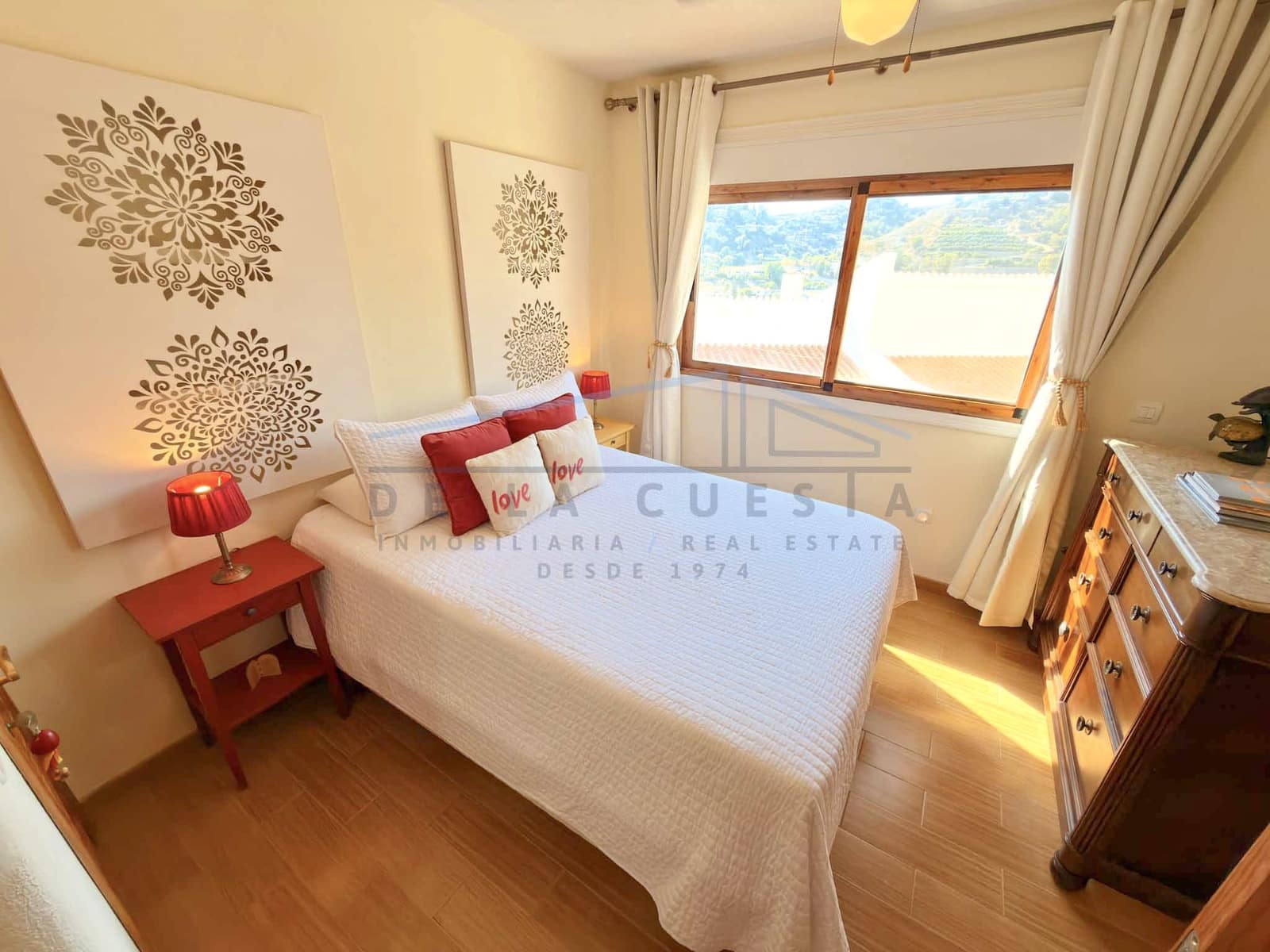 Casa de 3 habitaciones en Almuñécar en venta con piscina garaje - 749.000 € (Ref: 10156819)