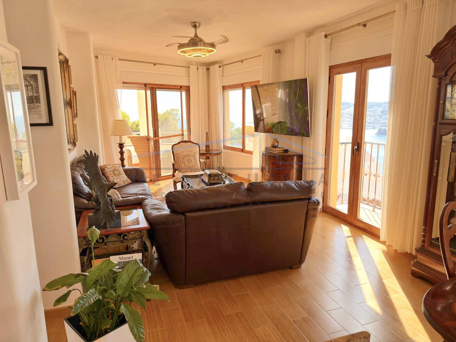 Casa de 3 habitaciones en Almuñécar en venta con piscina garaje - 749.000 € (Ref: 10156819)