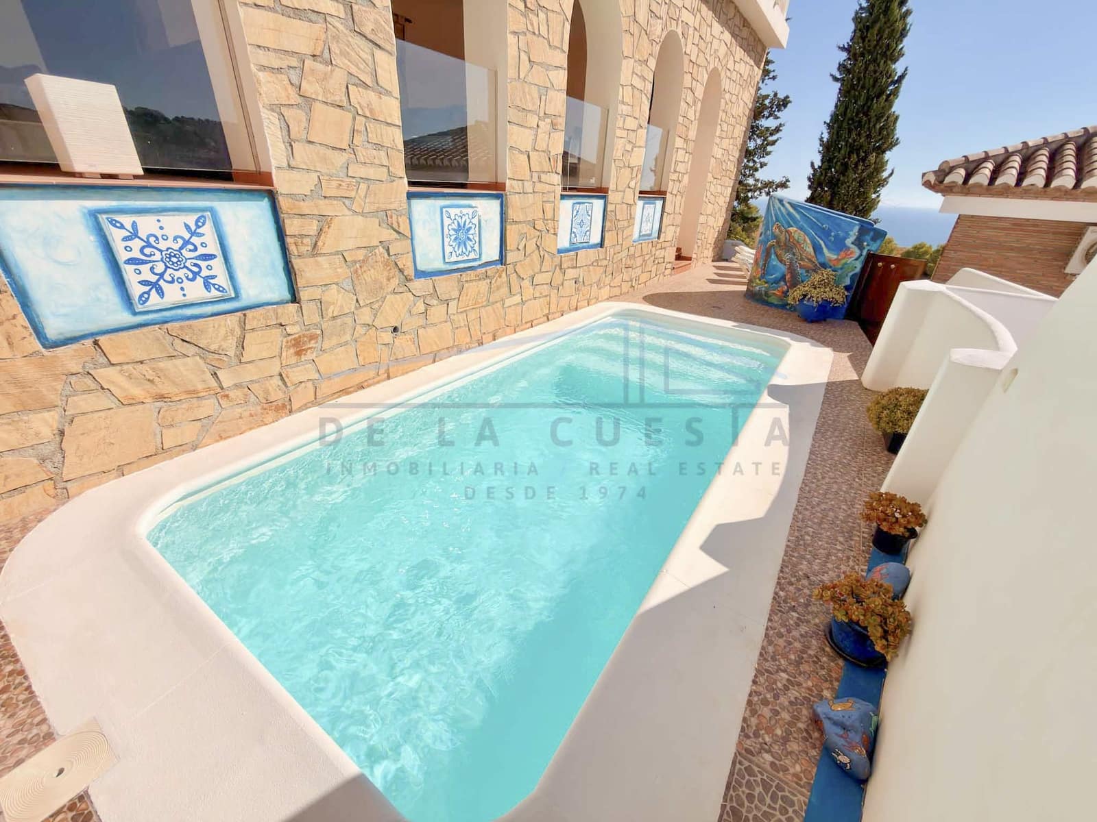 Casa de 3 habitaciones en Almuñécar en venta con piscina garaje - 749.000 € (Ref: 10156819)