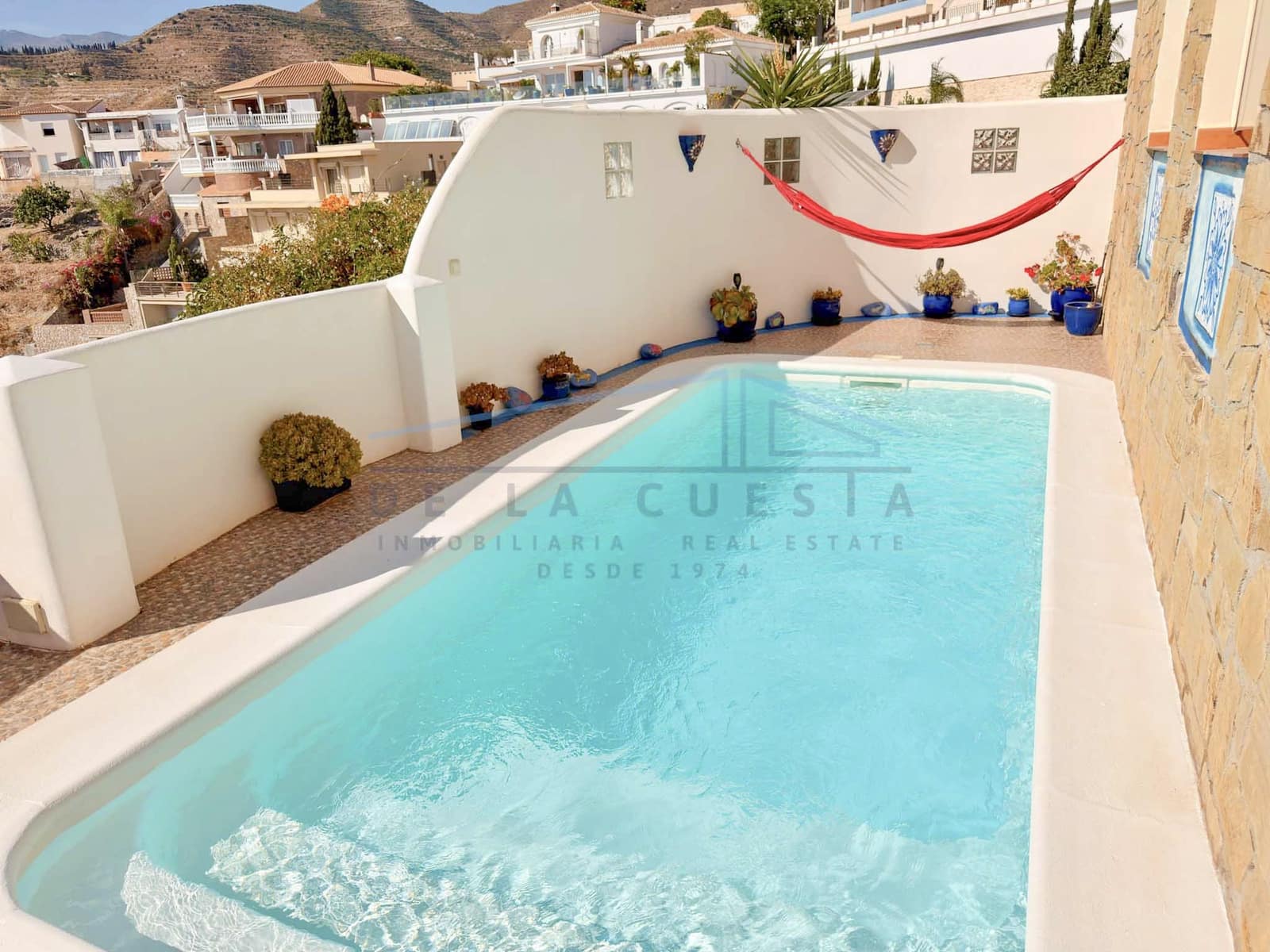 Casa de 3 habitaciones en Almuñécar en venta con piscina garaje - 749.000 € (Ref: 10156819)