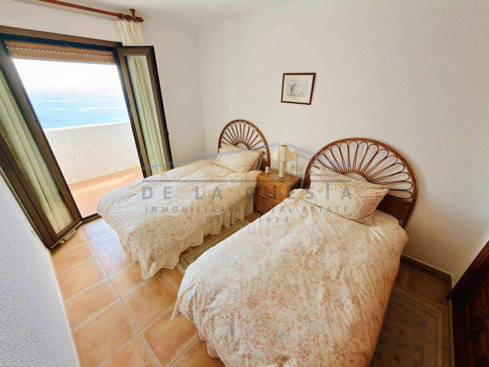 3 bedroom Villa for sale in La Herradura with pool garage - € 780,000 (Ref: 10163670)